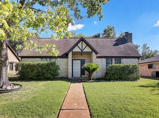 6718 La Puente Dr, Houston, TX 77083