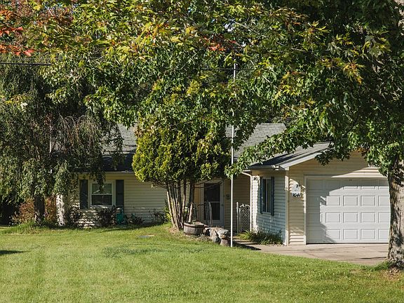 2nd image of 1041 Radov Dr