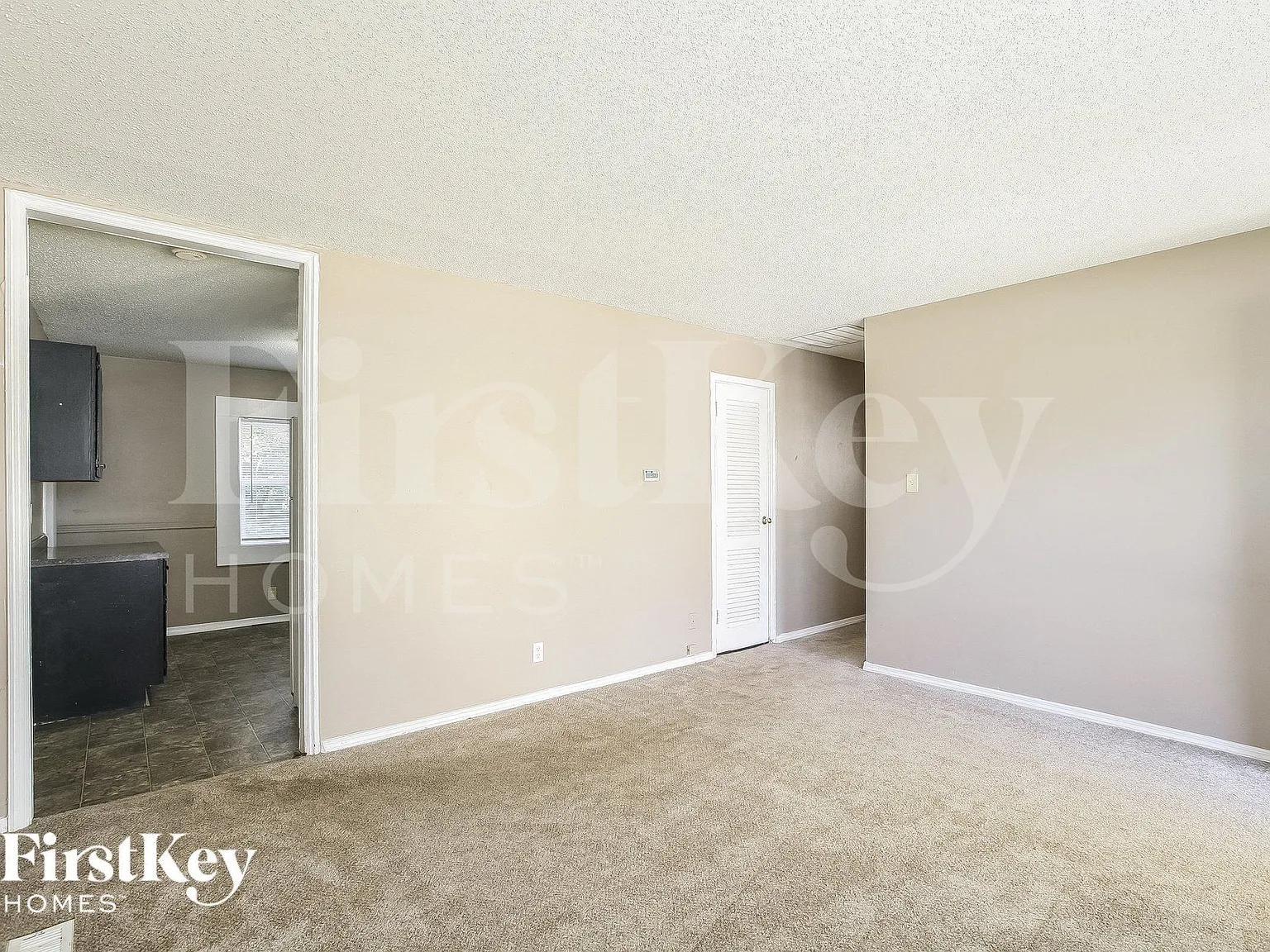 3 bed, 1.5 bath, 1160 sqft, $1,455 — Photo 4