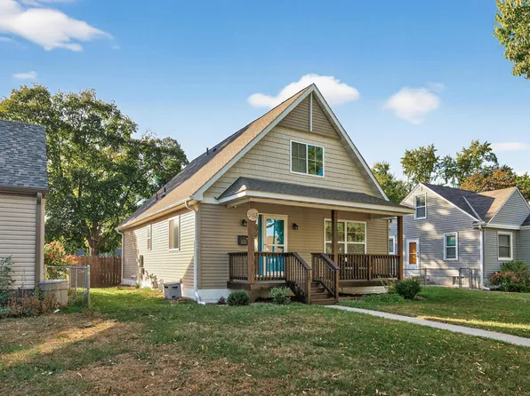 5113 Dupont Ave N, Minneapolis, MN 55430