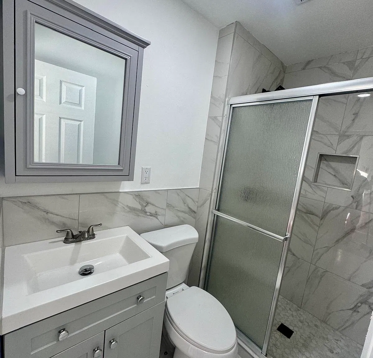 2 bed, 600 sqft, $4,000 — Photo 4