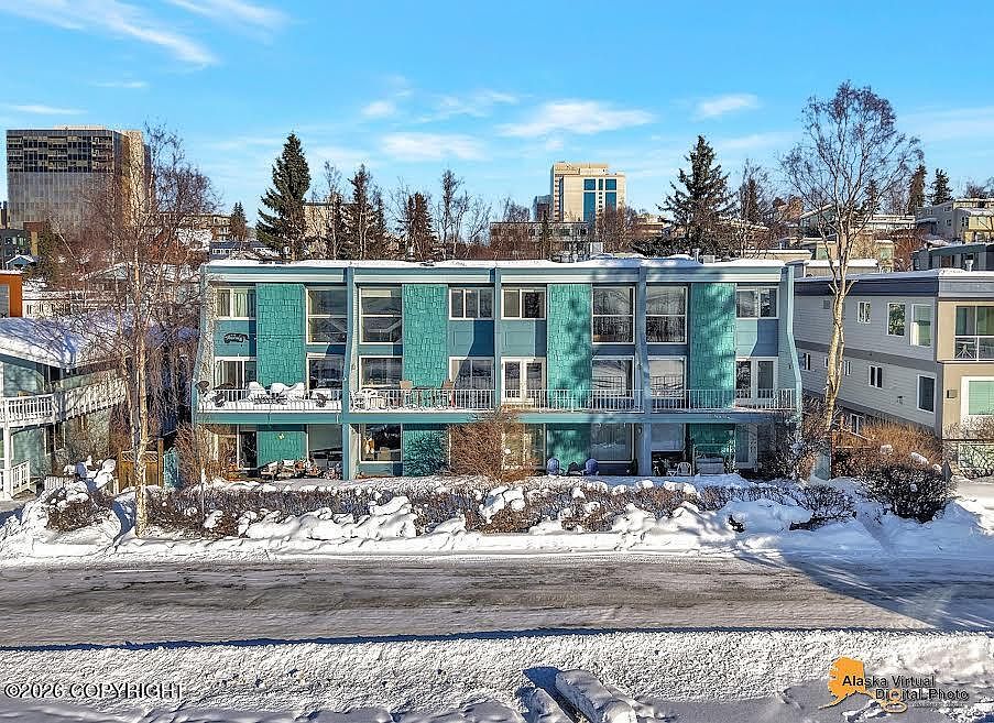 1st image of 629 O St APT 201
