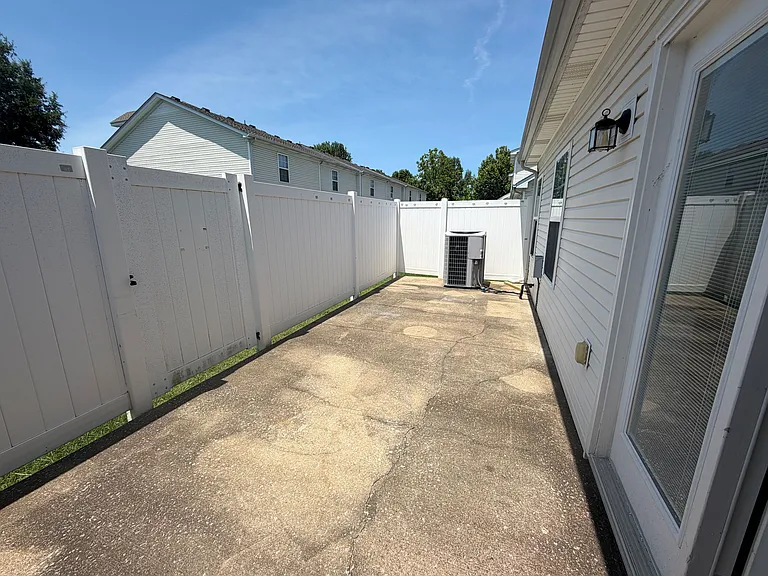1025 Maricopa Dr — Photo 13