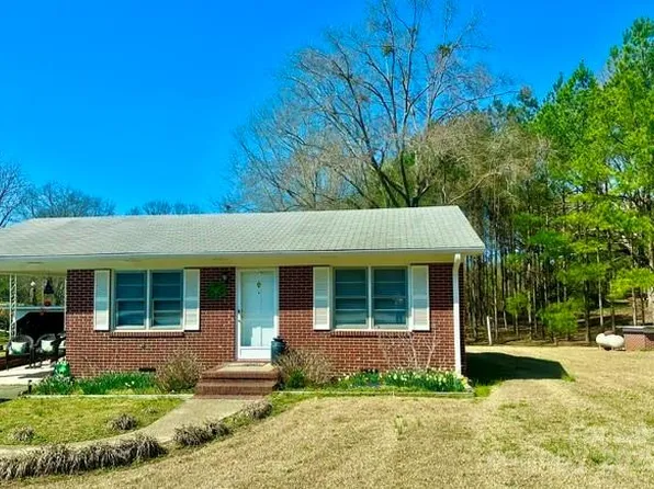 3444 Country Club Rd, Wadesboro, NC 28170