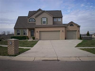 Immaculate home with Great open floor plan