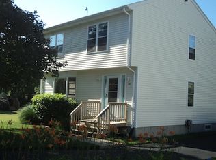 84 Knowlesway, Narragansett, RI 02882