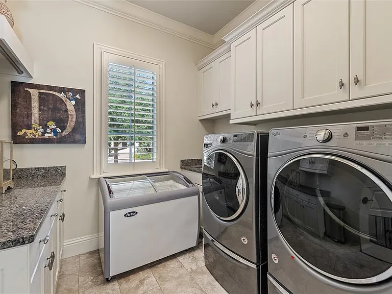 10243 Mattraw Pl — Photo 37