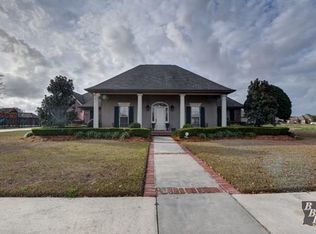 119 W Lakeshore Dr, Thibodaux, LA 70301