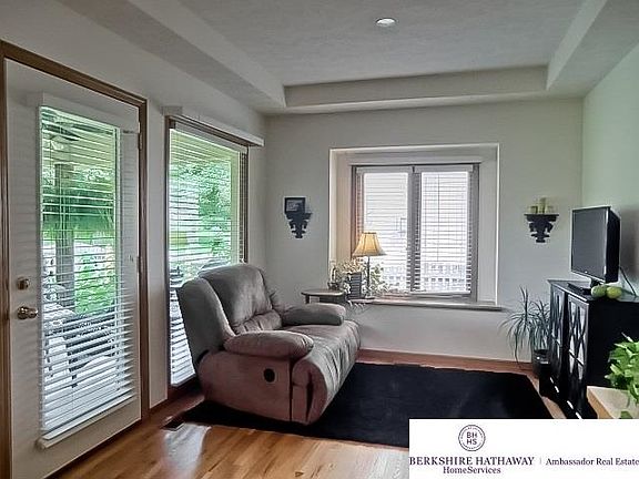 5th image of 5706 S 174th St