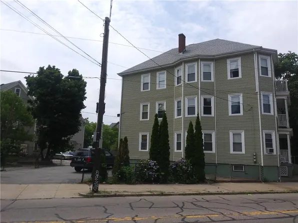 74 Douglas Ave, Providence, RI 02908