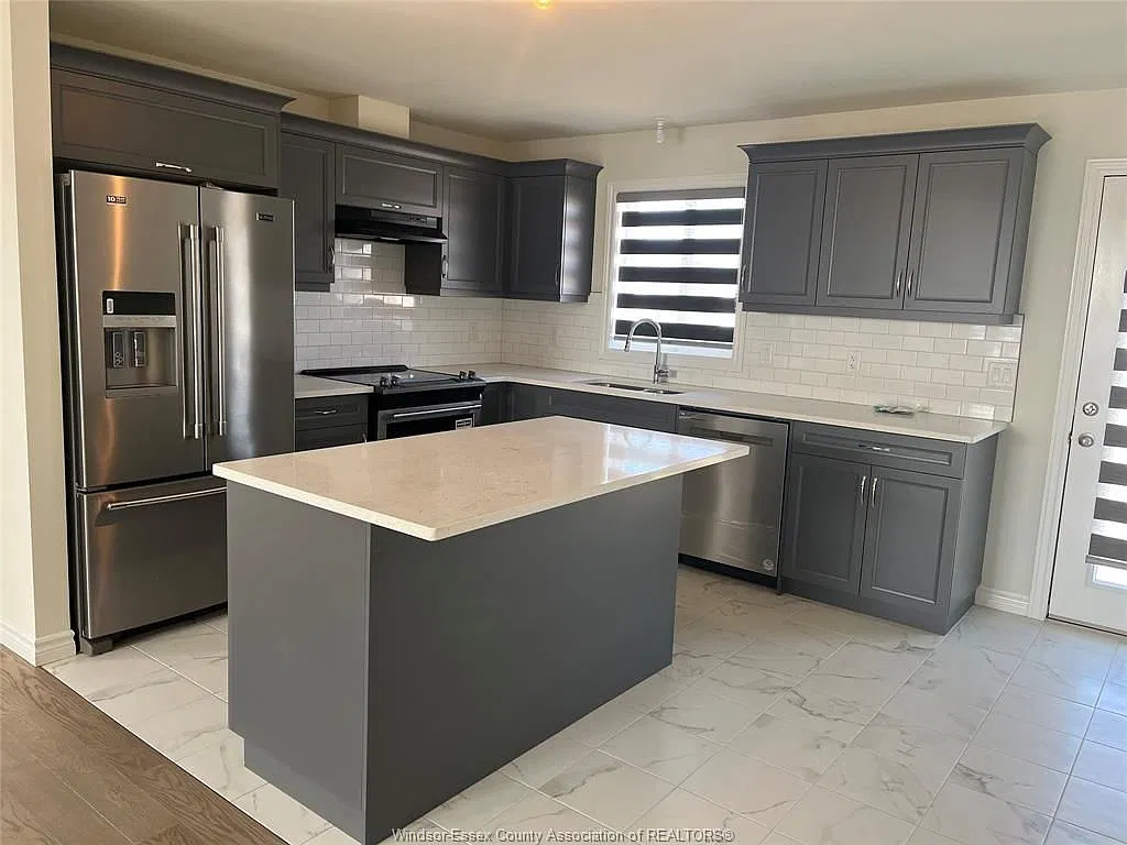 3 bed, $2,250 — Photo 4