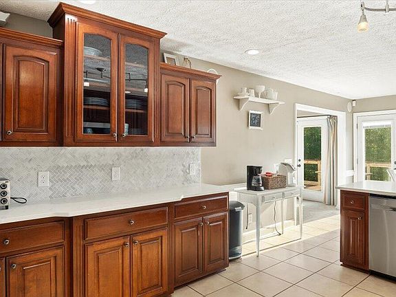 12th image of this home