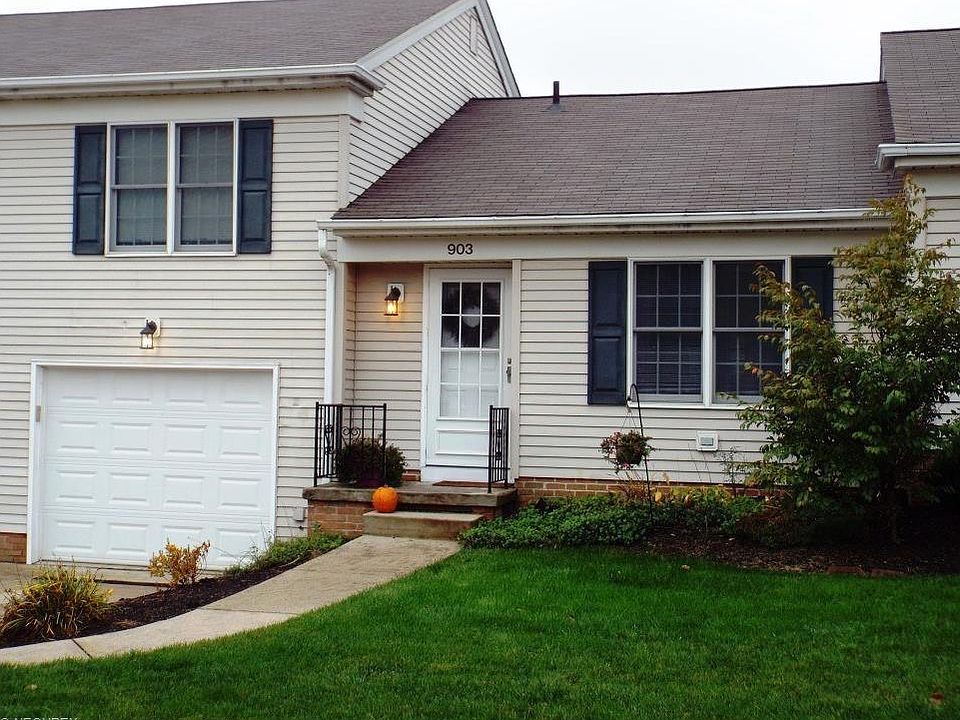 1st image of 903 Amherst Ln