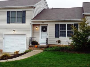 903 Amherst Ln, Brunswick, OH 44212