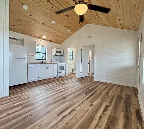 2nd image of 326 Private Road 6211 #19
