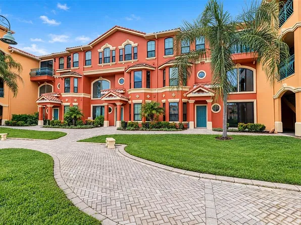 2733 Via Cipriani, Clearwater, FL