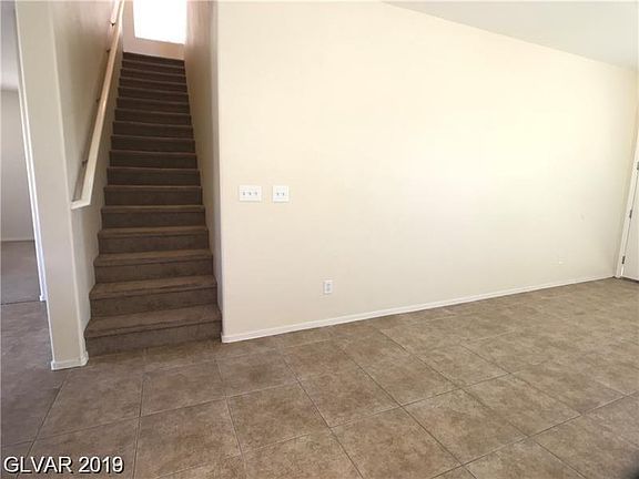 4th image of 836 Sheerwater Ave