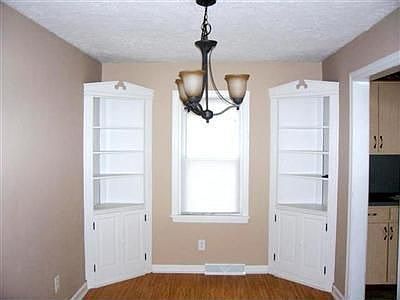 4th image of 1156 Highland Park Blvd