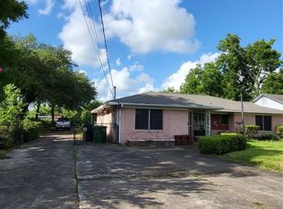 4822 Mallow St, Houston, TX 77033