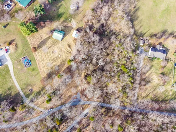 676 Hamilton Springs Rd, Lancaster, KY 40444