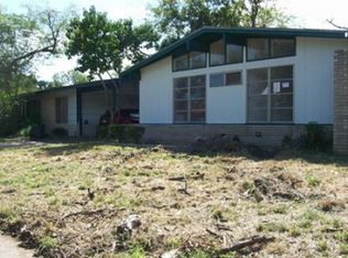 719 Santa Dolores Dr, Kingsville, TX 78363