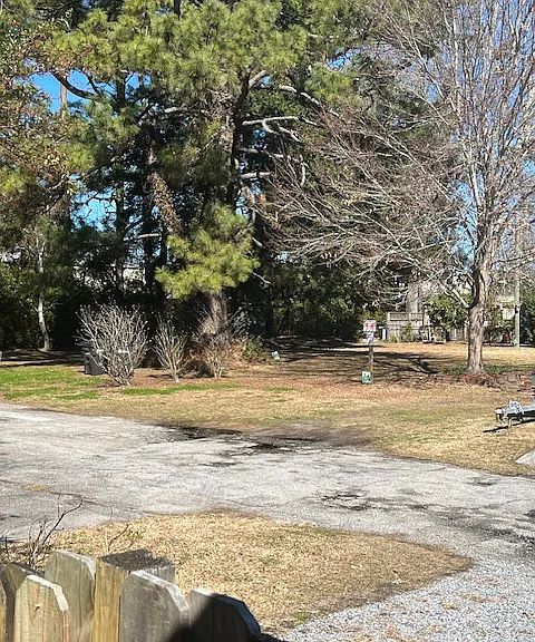 944 Cottingham Dr — Photo 14