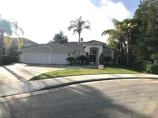 1509 Banbridge Ct photo 1