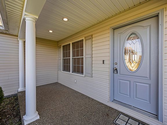 3rd image of 6350 Windsong Way