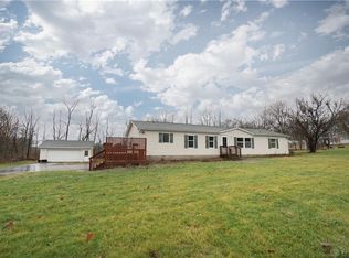 1327 Hale Rd, Wilmington, OH 45177
