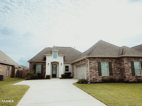 306 Bay Meadow Ln, Carencro, LA 70507