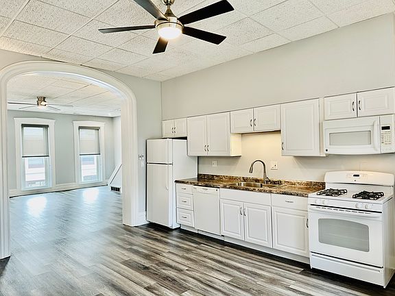 5th image of 706 E Main St #1A