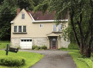 66 Petrova Ave, Saranac Lake, NY 12983