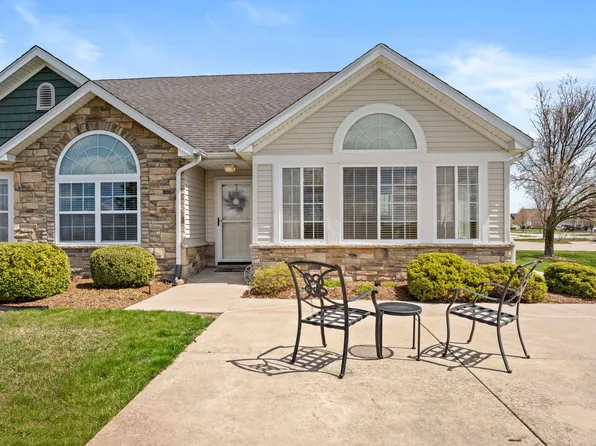 10978 Elkhart Pl, Winfield, IN 46307