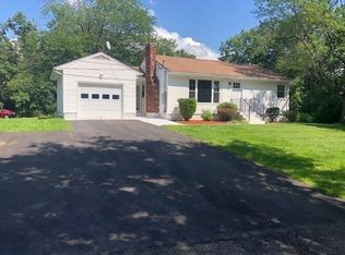 14 Rice Ave, Shrewsbury, MA 01545