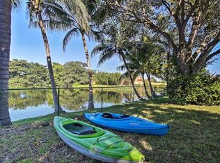 8091 NW 13th St, Hollywood, FL 33024
