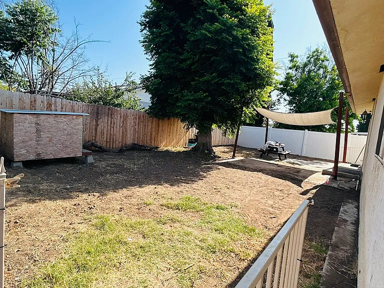 1203 Marline Ave — Photo 19