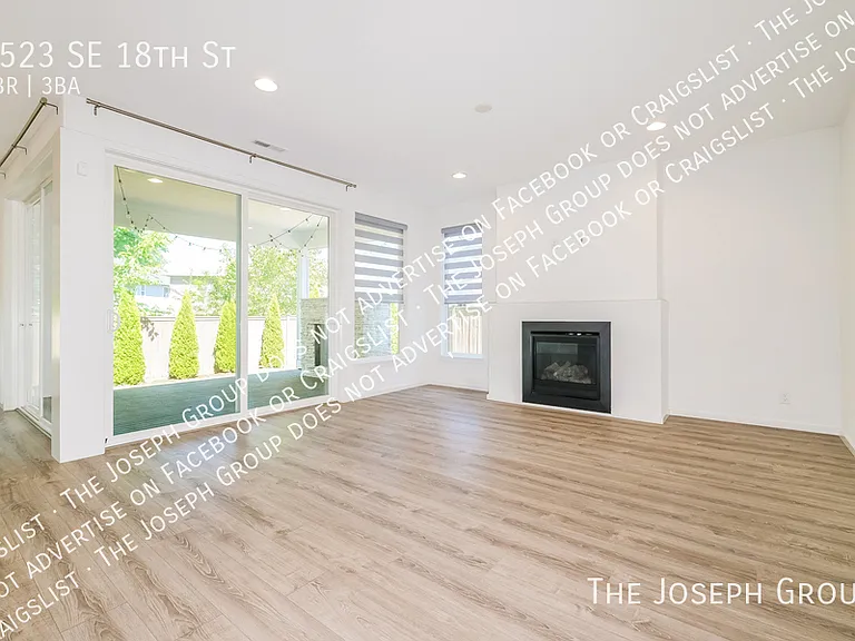 3523 SE 18th St — Photo 2