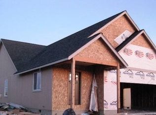 200 NW 28th St, Redmond, OR