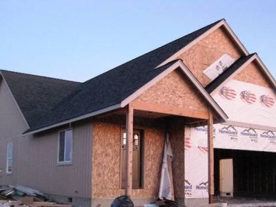 200 NW 28th St, Redmond, OR, 97756