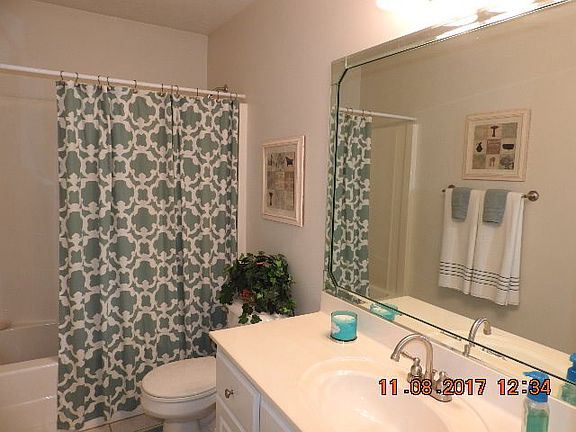 3rd image of 1210 Carriage Dr