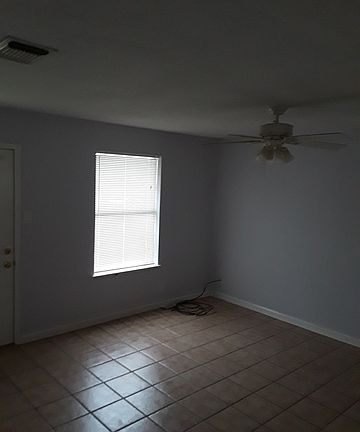 5th image of 1418 Longhorn Dr