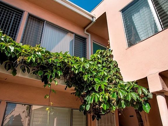 4th image of 11818 Gateway Blvd #14