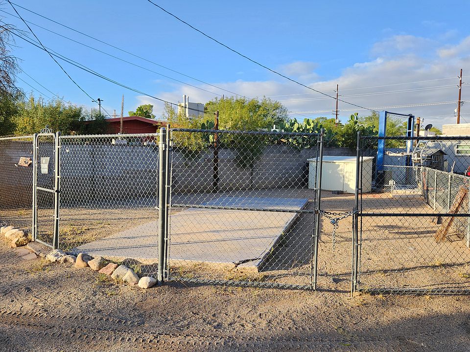2nd image of 3119 E Greenlee Rd #1-A