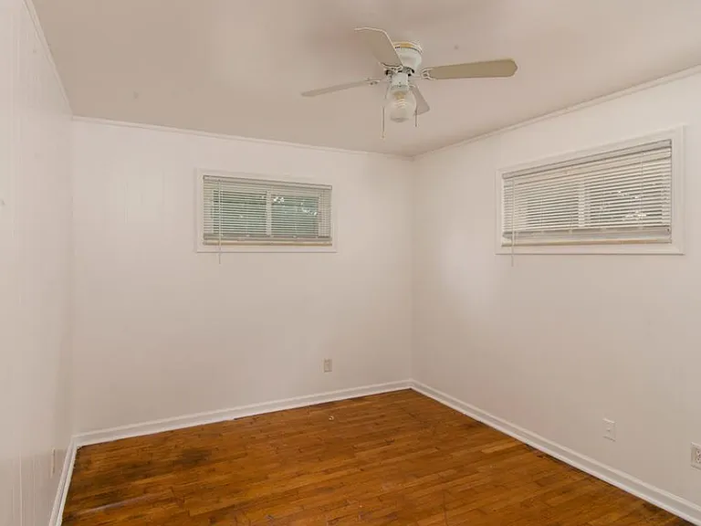 21750 Logue Ave — Photo 8