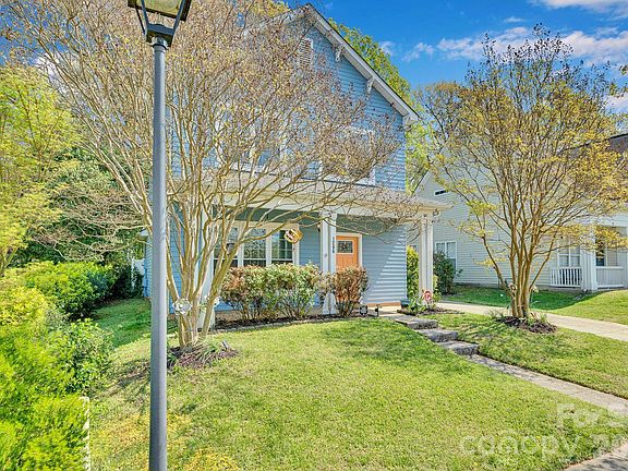 5th image of 1206 Rising Oak Dr