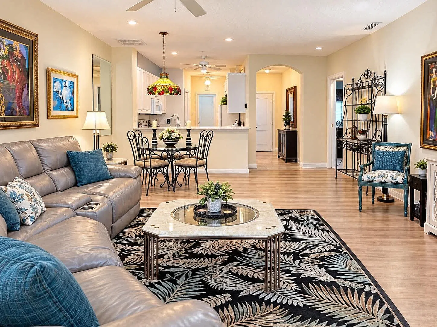 2 bed, 1370 sqft, $2,500 — Photo 4