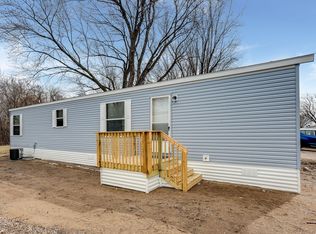 501 York Dr, Osseo, MN 55369