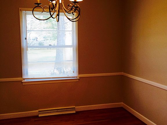 2nd image of 17 Valerie Dr