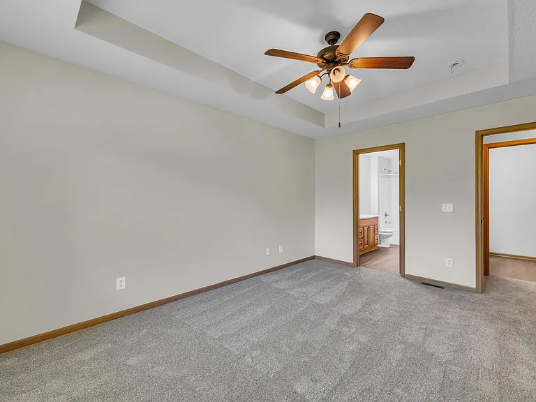 3005-3033 S Shrank Dr — Photo 31