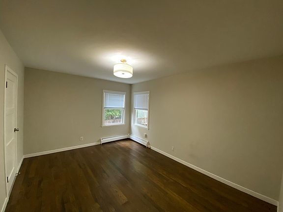 5th image of 635 Cuesta Ave